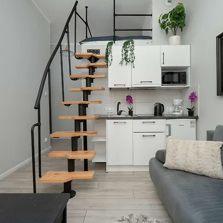 Apartmán Cozy Mielczarskiego With Mezzanine In By Renters Lodž