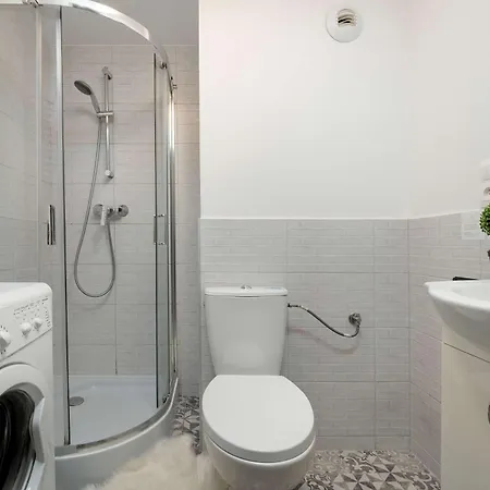 Cozy Mielczarskiego With Mezzanine In By Renters * Łódź