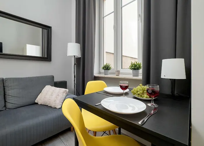 公寓 Cozy Mielczarskiego With Mezzanine In By Renters 罗兹